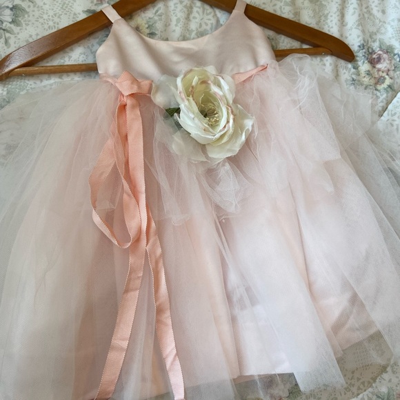 Us Angels - Ballerina, Flower girl dress, in Blush colour. Size 12 months. - Picture 4 of 9